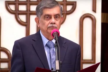 কলেজ শিক্ষকদের অনলাইন বদলির আবেদন শুরু জুলাইয়ে : শিক্ষা উপদেষ্টা