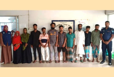 আখাউড়ায় পুলিশের সাঁড়াশি অভিযান, ১৩ আসামি গ্রেপ্তার