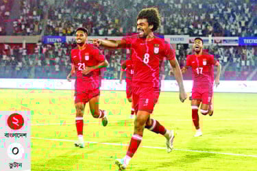 হামজা ফাহামিদুলে মুগ্ধ বাংলাদেশ