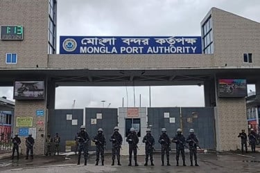 ৩৯ বছর পর খুলনায় মোংলা বন্দরের অফিস চালু