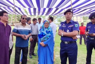 বগুড়ায় প্রস্তুত কেন্দ্রীয় ঈদগাহ মাঠ