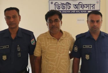 বেনাপোল দিয়ে ভারতে যাওয়ার সময় আওয়ামী লীগ নেতা আটক