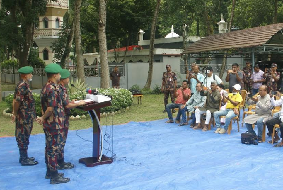 পশুর চামড়া পাচার ঠেকাতে সীমান্তে বিজিবির কঠোর নজরদারি