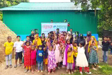 বসুন্ধরা শুভসংঘের উদ্যোগে হালুয়াঘাটে পাঠশালার শিক্ষার্থীদের জন্য মেহেদী উৎসব