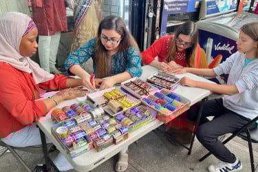 চাঁদরাতে জ্যাকসন হাইটসে উৎসবের ঝলক