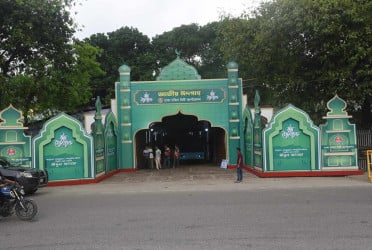 রাজধানীতে ঈদের প্রধান জামাত সকাল সাড়ে ৭টায়