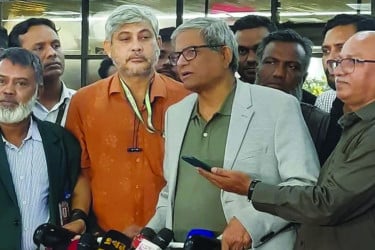এপ্রিলে নির্বাচনের ঘোষণায় গোটা জাতি হতাশ : মির্জা ফখরুল