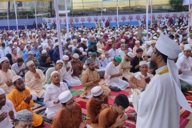 খাগড়াছড়িতে ঈদের জামাত অনুষ্ঠিত, দেশ ও মুসলিম বিশ্বের শান্তি কামনা