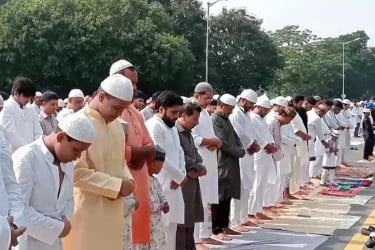 ভারত জুড়ে পালিত হচ্ছে পবিত্র ঈদুল আজহা