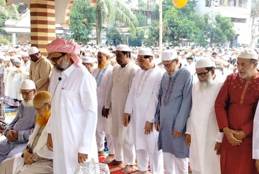 নরসিংদীতে উৎসাহ ও উদ্দীপনায় ঈদুল আজহা উদযাপন