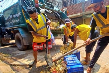 বর্জ্য অপসারণ: চট্টগ্রামে মাঠে ৪ হাজার পরিচ্ছন্নতাকর্মী