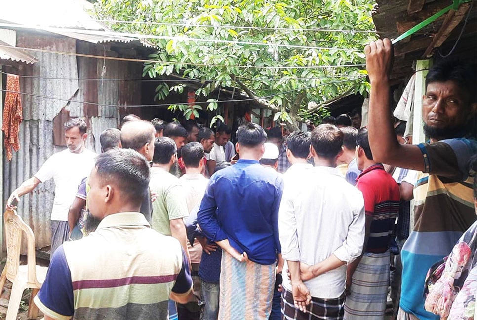 তালাবদ্ধ ঘর থেকে নারীর মরদেহ উদ্ধার, স্বামী পলাতক
