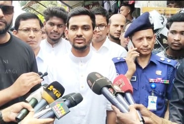 এপ্রিলে নির্বাচন মাথায় রেখে সময়মতো রোডম্যাপ দেবে ইসি: আসিফ মাহমুদ