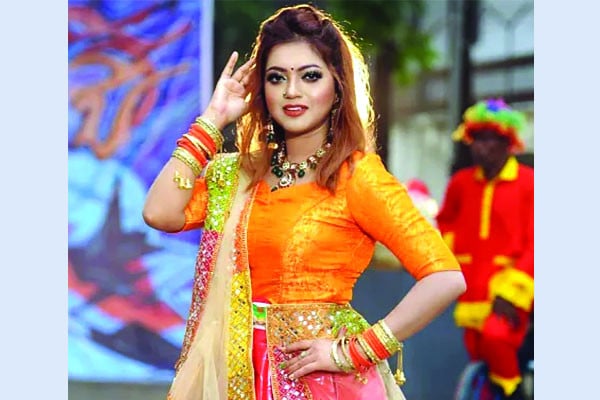 কর্ণিয়ার জামদানি শাড়ি