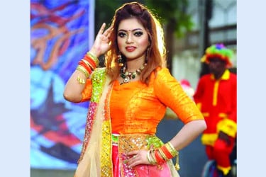 কর্ণিয়ার জামদানি শাড়ি