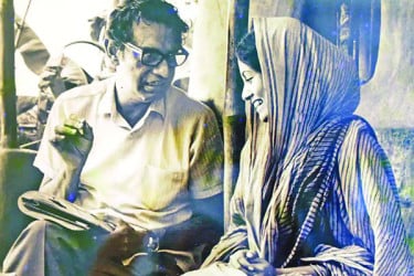 ‘অপরাজিত সত্যজিৎ’-এ ববিতা