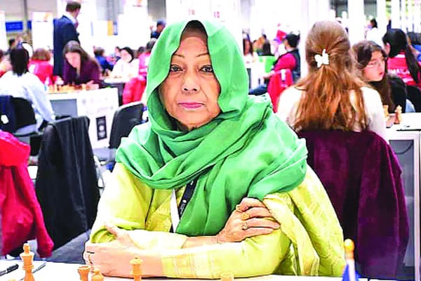 ভারতে বিপাকে কিংবদন্তি দাবাড়ু