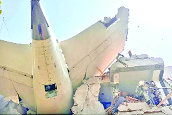 প্রধান উপদেষ্টা ও বিএনপি জামায়াতের শোক প্রকাশ