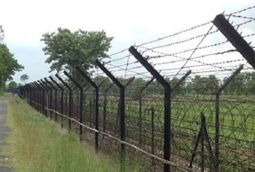 জীবননগর সীমান্তে ২৬ বাংলাদেশিকে হস্তান্তর
