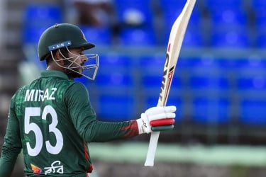 ওয়ানডের নতুন অধিনায়ক মেহেদী হাসান মিরাজ