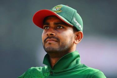 দেশকে নেতৃত্ব দেওয়া যেকোনো ক্রিকেটারের স্বপ্ন: মিরাজ