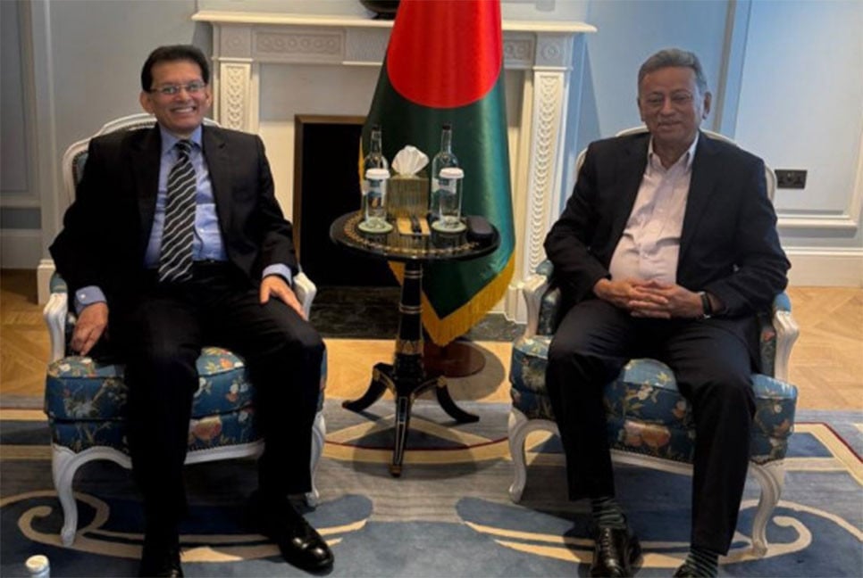 লন্ডনে নিরাপত্তা উপদেষ্টা খলিলুর ও আমীর খসরুর বৈঠক