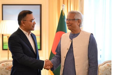 ড. ইউনূস-তারেকের বৈঠক শেষ