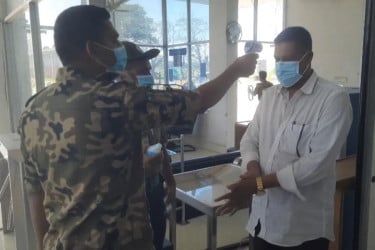 মোংলা বন্দরে করোনায় বিশেষ সতর্কতা