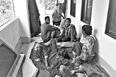 বেড়েছে রোগীর চাপ