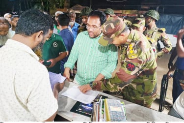 দিনাজপুরে অতিরিক্ত ভাড়া আদায়, ৮০ হাজার টাকা জরিমানা