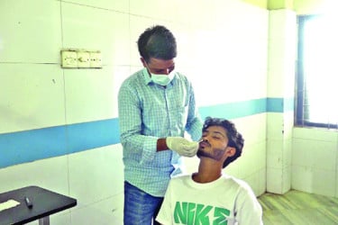 কিটসংকটে বিপাকে রোগী