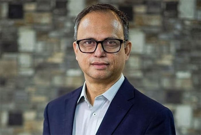 গ্রহণযোগ্য নির্বাচনের অপেক্ষায় ব্যবসায়ীরা