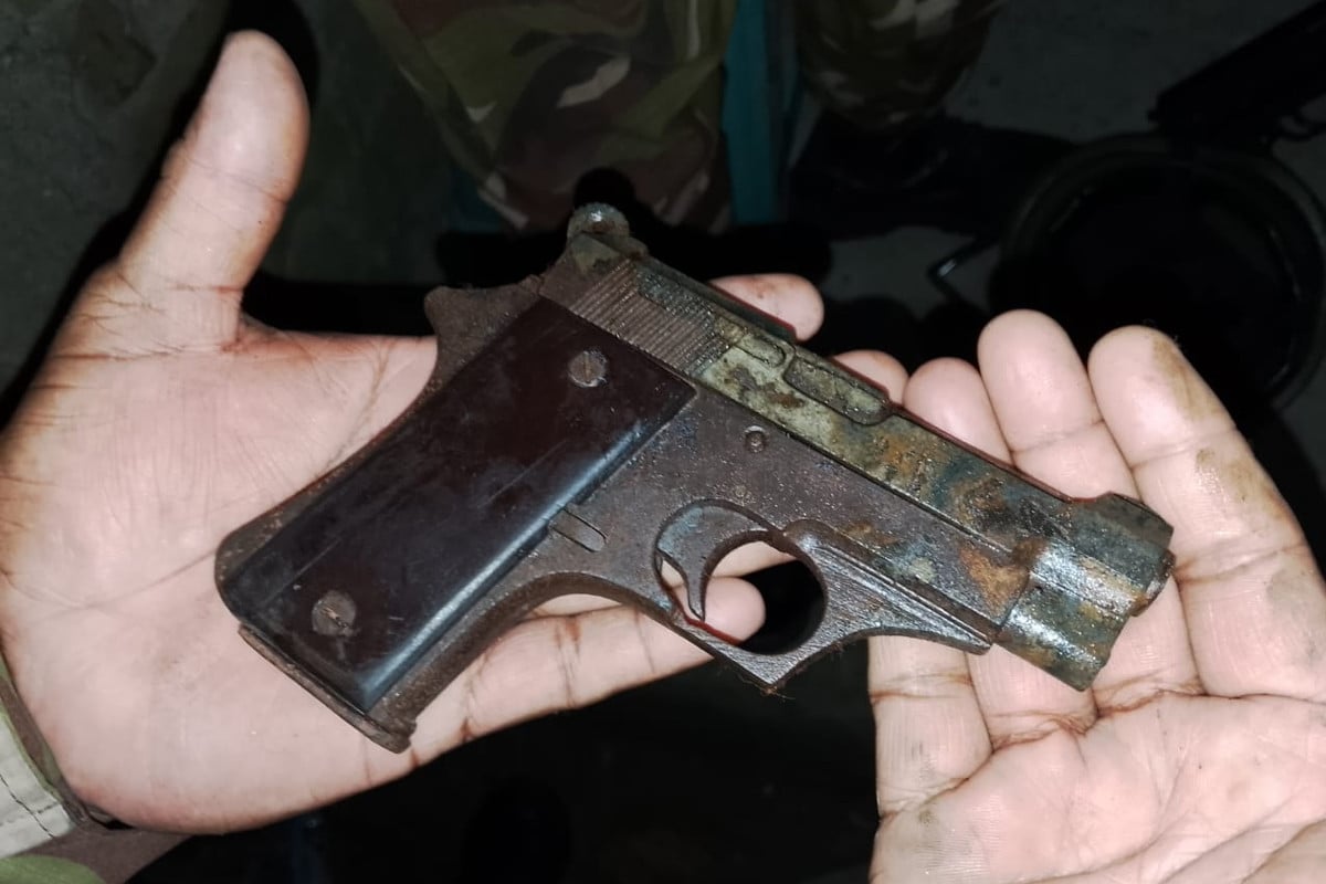 মুন্সীগঞ্জে অস্ত্র-মাদকসহ গ্রেফতার ২