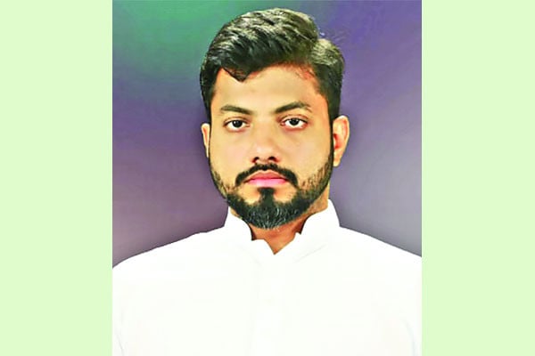 নগর ভবনে মেয়র হিসেবে সভা করলেন ইশরাক
