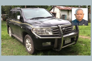 সাবেক প্রতিমন্ত্রী মোতাহারের কোটি টাকার গাড়িসহ আটক ২