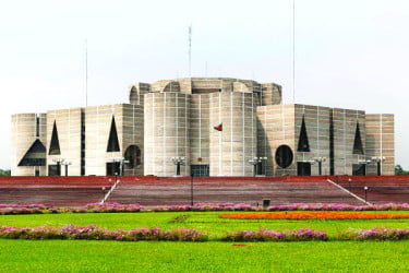 দলগুলোতে নির্বাচনি তৎপরতা