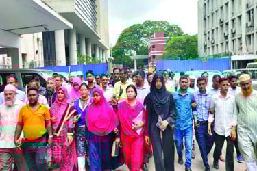 সচিবালয়ে ফের বিক্ষোভ, নতুন দাবির হুঁশিয়ারি