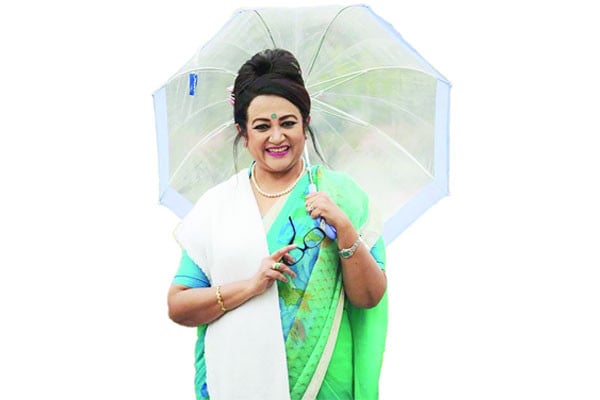 জনকল্যাণে নিবেদিত তারকারা