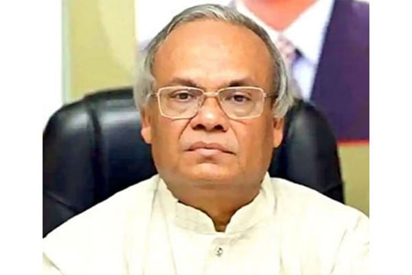শেখ হাসিনা ইচ্ছামতো ইতিহাস রচনা করেছিলেন