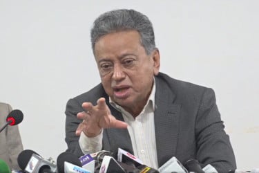 রমজানের আগে নির্বাচনে একটা জাতীয় ঐকমত্য আছে : আমীর খসরু