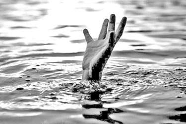 পানিতে ডুবে চার শিশুর মৃত্যু