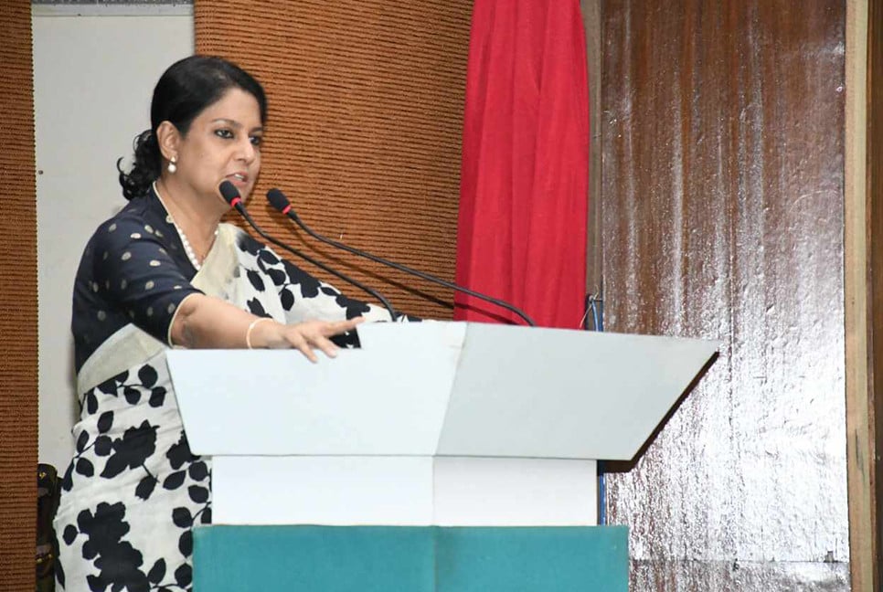 তথ্য এখন জাতীয় নিরাপত্তার কৌশলগত অস্ত্র : পরিবেশ উপদেষ্টা