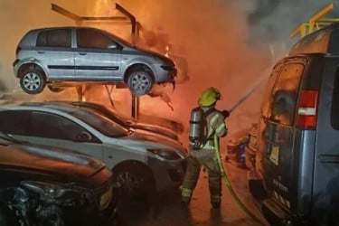 ইরান-ইসরায়েলের সংঘাতে মার্কিন হস্তক্ষেপের বিরুদ্ধে বেশিরভাগ আমেরিকানের