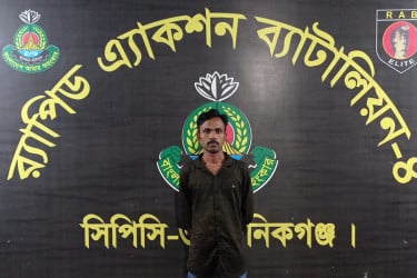 মানিকগঞ্জে যাবজ্জীবন সাজাপ্রাপ্ত আসামি র‌্যাবের হাতে গ্রেফতার