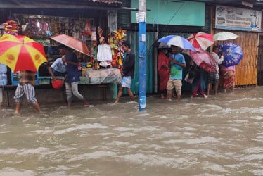 চট্টগ্রামে ৯৯ মিলিমিটার বৃষ্টি, অস্থায়ী জলাবদ্ধতা