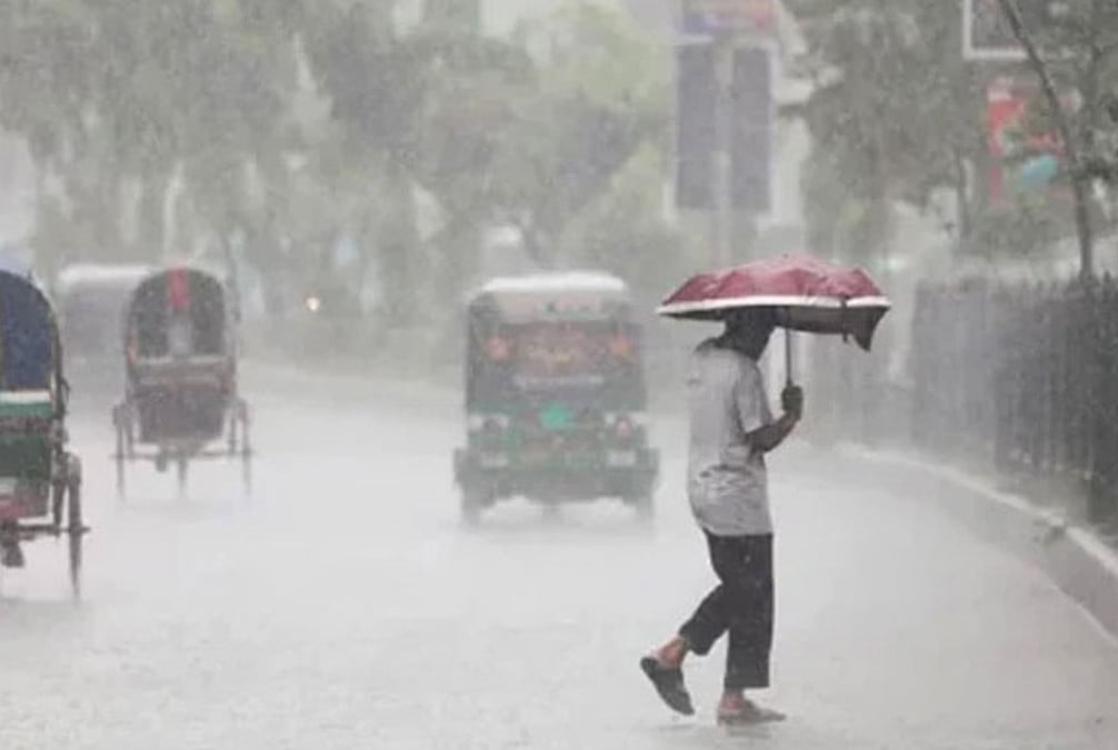 ঢাকাসহ ১৮ জেলায় দুপুরের মধ্যে ঝড়-বৃষ্টির আভাস