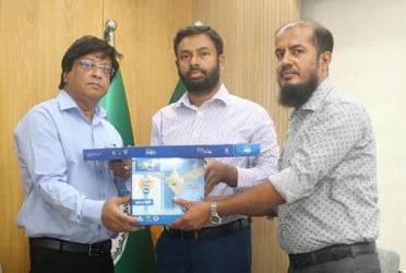 গোবিপ্রবির হলে শিক্ষার্থীদের জন্য ফ্যান বিতরণ