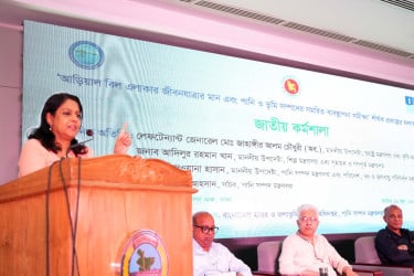 আড়িয়াল বিলের সব অপরিকল্পিত বাঁধ অপসারণের নির্দেশ পরিবেশ উপদেষ্টার