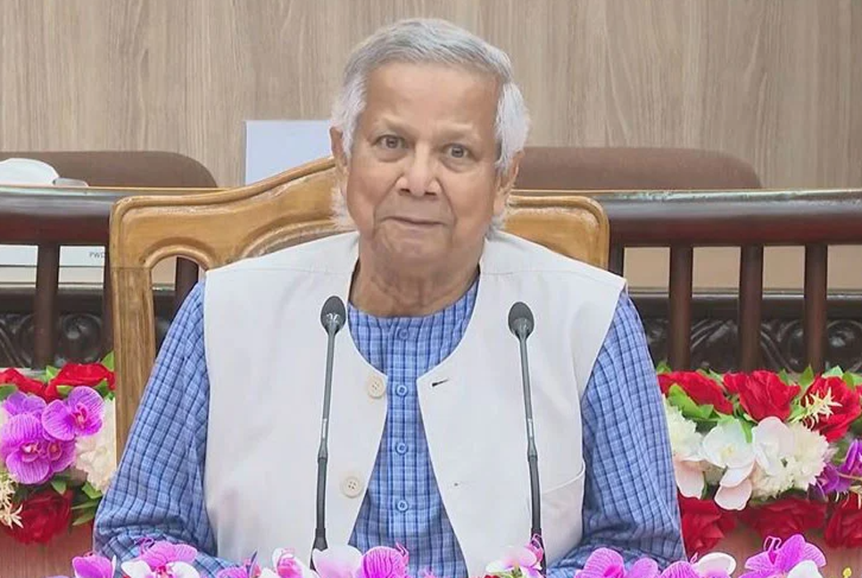 সমুদ্রসীমার পরিপূর্ণ হাইড্রোগ্রাফিক তথ্যভাণ্ডার গড়ে তুলতে হবে: প্রধান উপদেষ্টা