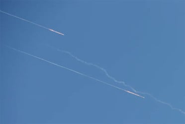 ইসরায়েলে আবারও ক্ষেপণাস্ত্র ছুড়েছে ইরান